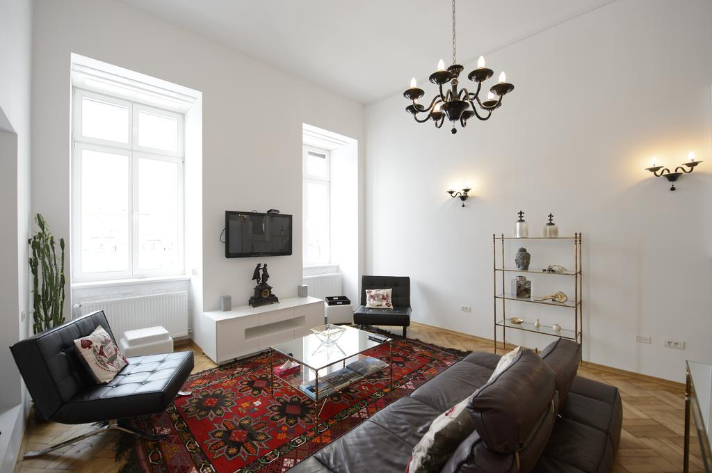 Apartamento Casa Mandl Braşov Habitación foto