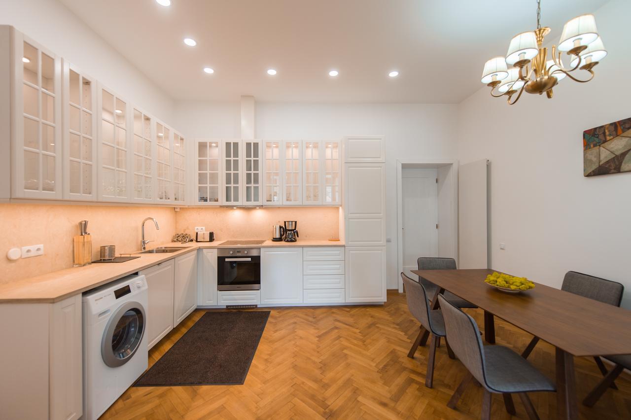 Apartamento Casa Mandl Braşov Exterior foto