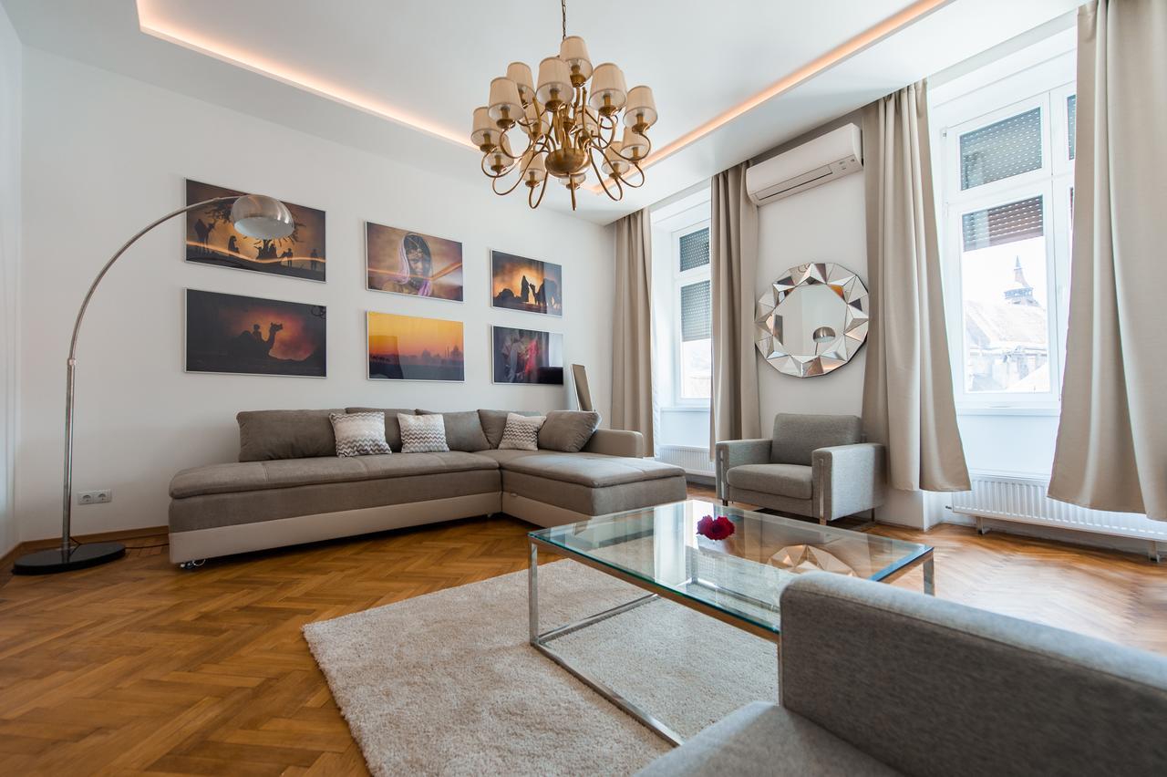 Apartamento Casa Mandl Braşov Exterior foto