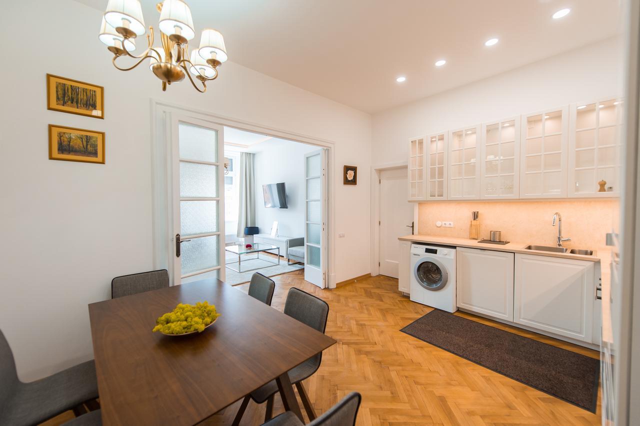 Apartamento Casa Mandl Braşov Exterior foto